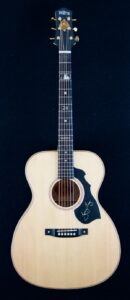 Sitka Spruce top with the "baseball rosette